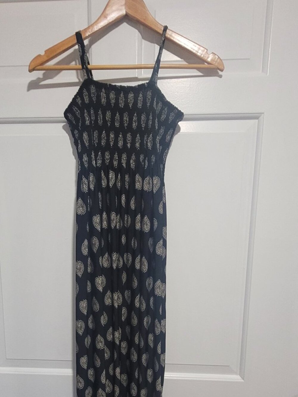 Womens patterned, black maxi dress